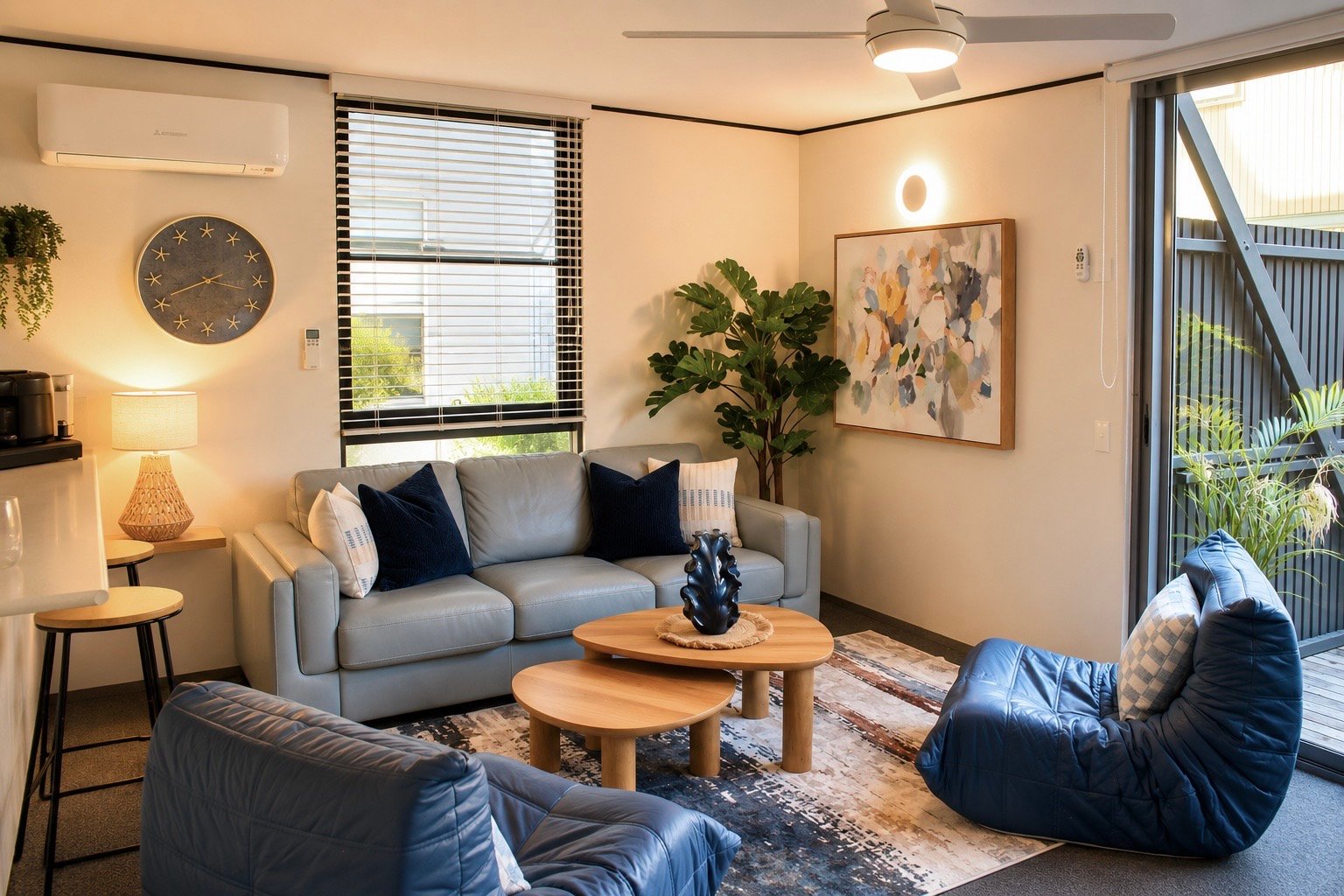 Luxury Enjoyments Always living room